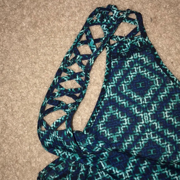 H&M tank top - Picture 3 of 4